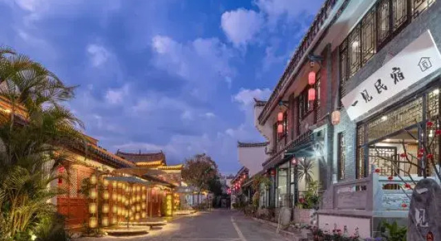 Yijian Guesthouse (Jianshui Zhu Family Garden Ancient City Branch), Buchen Sie Hotel Hotels in Yunnan mit Parkplatz, Parkplätze