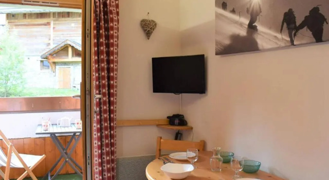 Appartement Méribel, 1 pièce, 3 personnes - FR-1-180-32, Забронировать Апартаменты/квартира Мерибель-ле-Альё Лез-Аллю