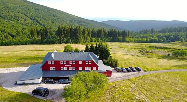 Hotel Bouda Helena, Rezerwuj Hotel Černý Důl Kraj hradecki