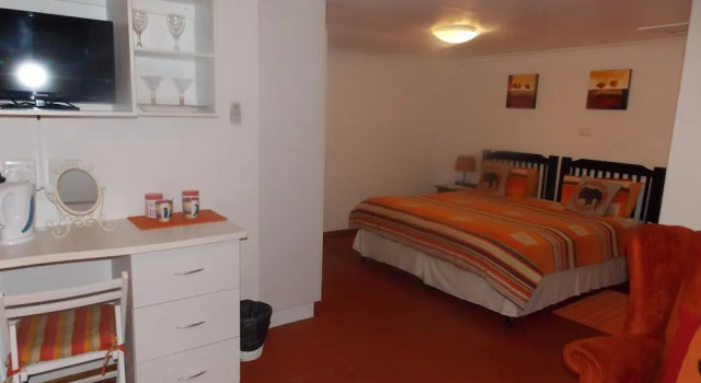 Семейный номер Standard Bizafrika Guest Lodge & Conference Center