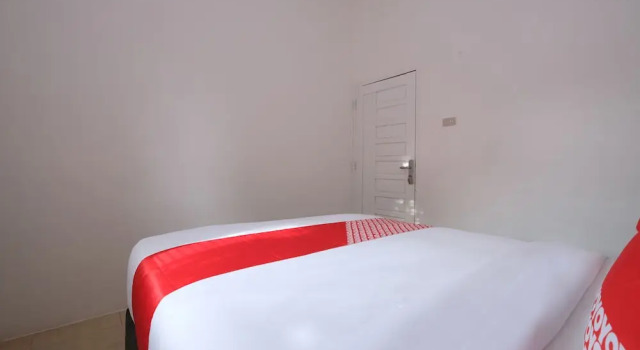 OYO 2551 Dewi Residence 2, Rezerwuj Hotel Pangkalpinang Sumatra