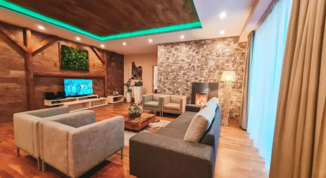 Апартаменты Hotel CROCUS