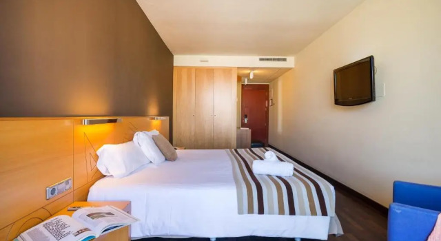Двухместный номер Standard с видом на горы Hotel Restaurant Sant Pol