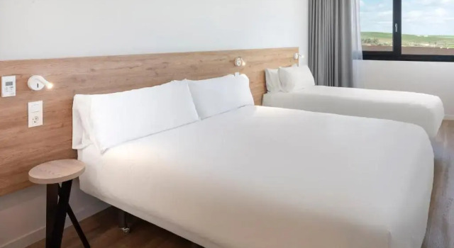 Семейный номер Standard B&B HOTEL Écija