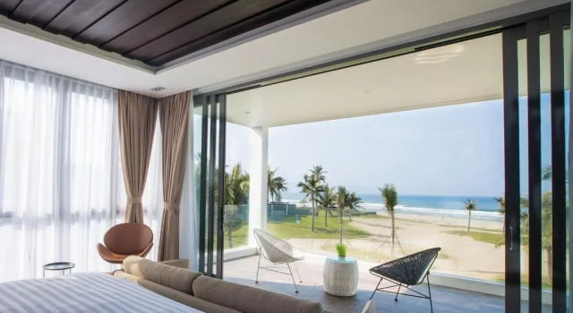 Вилла рядом с пляжем Luxury Yacht Villa