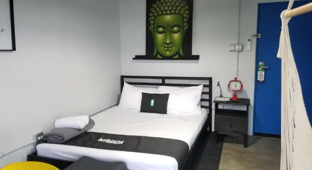 Двухместный номер Standard с балконом и с видом на море Nomada Urban Beach Hostel- Calle Loiza