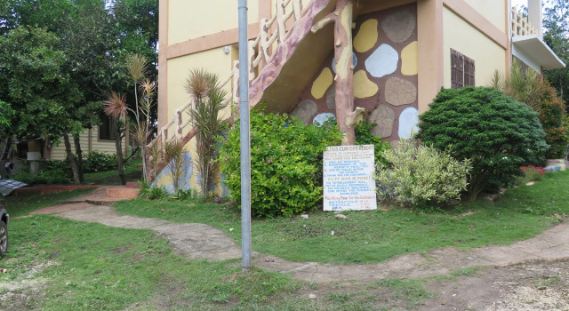 Alexis Cliff Dive Resort