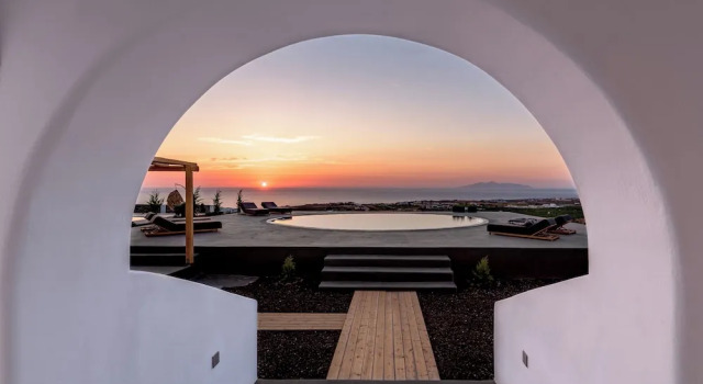 Вилла Luxury Saint Apostles Villas