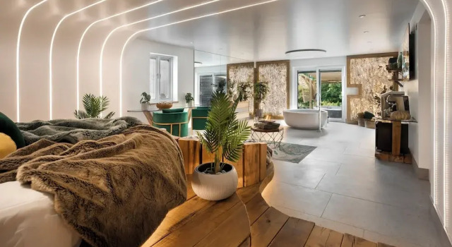 Двухместный номер Luxury c 1 комнатой Aphrodites Group - Luxury Hot Tub Suites in Central Lake District