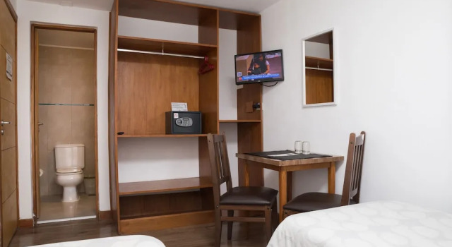 Номер Economy NBH Premier Hotel