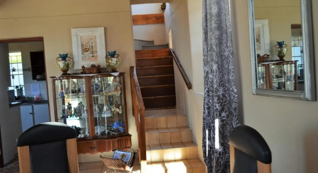 Gentle Presence Cottages, Забронировать Отель Отели Фри-Стейт с парковкой, Парковка