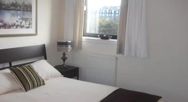 Апартаменты Riverview-2br-sleeps4-citycentre-parking-fastwifi
