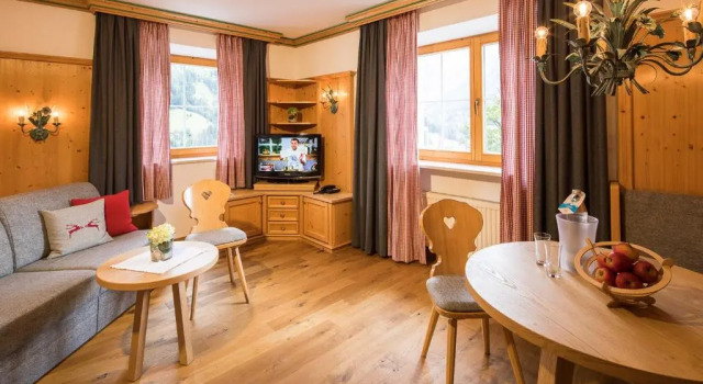 Hallers Geniesserhotel, Забронировать Курортный отель Бизнес-отели Брегенца, 4* 5*