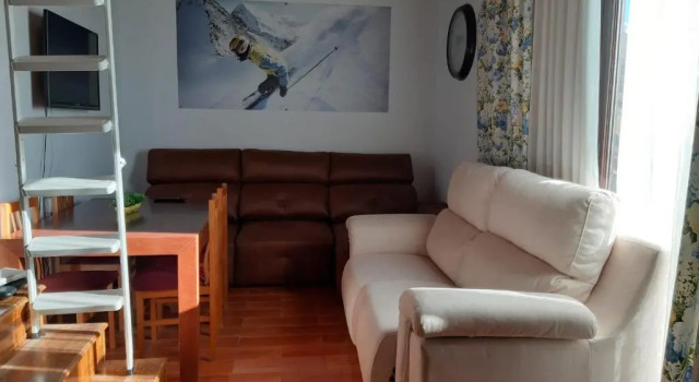 Apartamentos Domus, Varaa Huoneisto Pradollano 