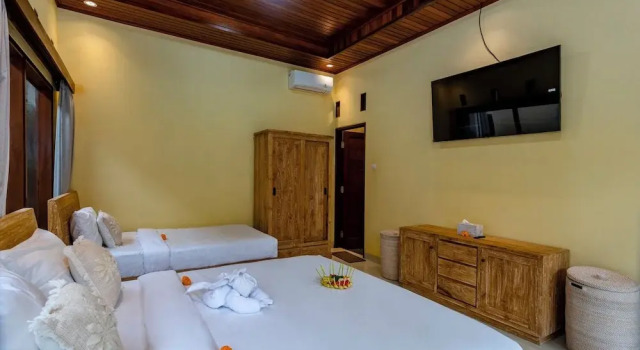 Номер Deluxe Natasya Villa Tampaksiring by Dhananjaya Hospitality