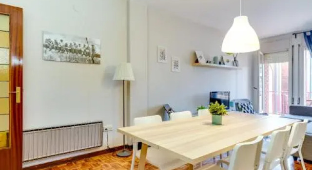 Spacious Apartment Fira Bcn & Camp Nou
