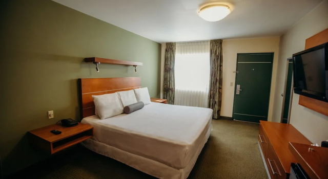 Номер Executive Hotel Calafia