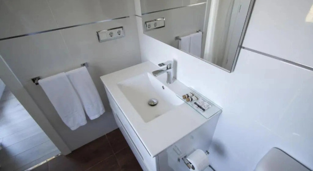 Одноместный номер Standard с балконом Hotel Inffinit Sanxenxo