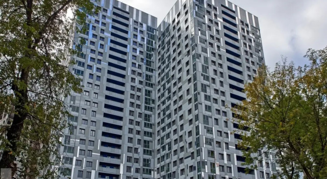 Leto Apart (Лето Апарт) на улице Революции 52Б, Забронировать Отель Отели Перми с парковкой, рядом с Торговый центр Галерея, Парковка