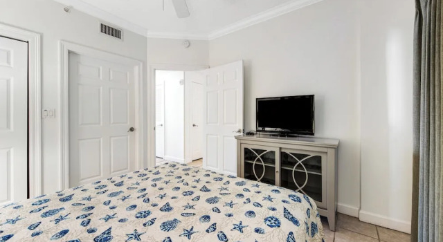 Fantastic Gulf-front 1 Bd Condo At Boardwalk in Panama City Beach!