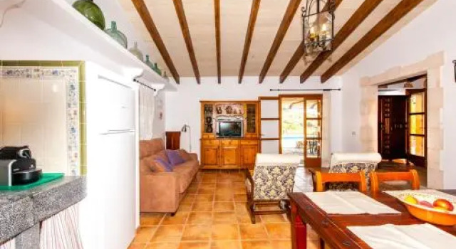 Finca Cas Padrí Martet, Rezerwuj Hotel Hotele w Majorka z parkingiem, Parking