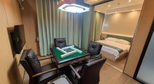 Люкс Deluxe Haoyunlai Light Luxury Hotel (Tianquan Hospital of Traditional Chinese Medicine)