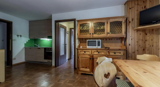 GIROMETTI, two-room apartment. (022036-AT-054584)-400 GIROMETTI
