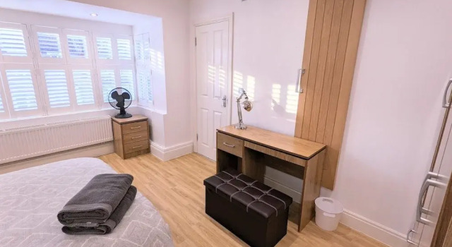 Stylish 2-bed Apartment Near Richmond Park, Varaa Huoneisto Asunnot kohteessa Merseyside, Huoneisto