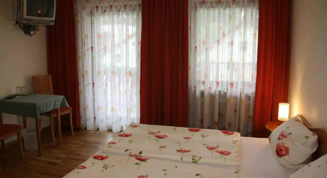 Pension Holzapfel, Reserva ahora Hotel Essing Altmühltal
