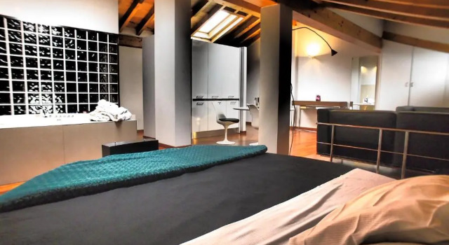 Люкс Deluxe Parizzi Suites&Studio Restaurant