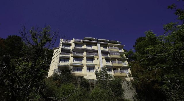 Hotel Rajgriha Kasauli