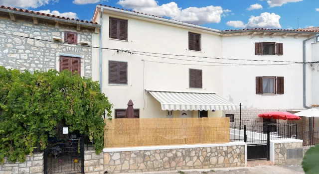 House 1736