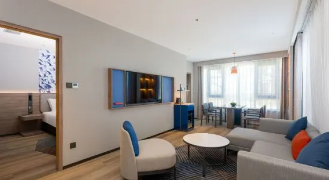 Двухместный люкс c 1 комнатой Holiday Inn Express Yuhuan Wetland Park by IHG