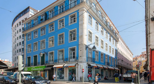 ALTIDO Deluxe 3BR Apt with workspace by Figueira Sq and Rossio subway