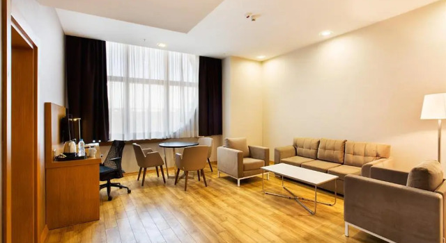 Двухместный люкс c 1 комнатой Hilton Garden Inn Kocaeli Sekerpinar