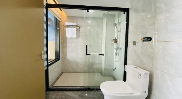 Hebo Hotel (Fangchenggang Qisha), Rezerwuj Hotel Hotele w Fangchenggang z basenem, Basen