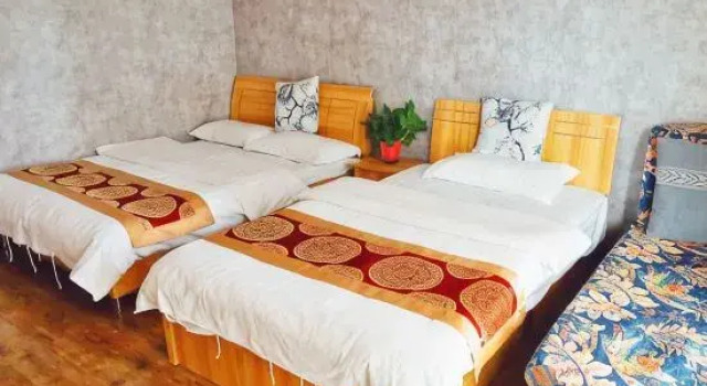 Семейный люкс с 3 комнатами Lanzhou Yilu Hotel Apartment