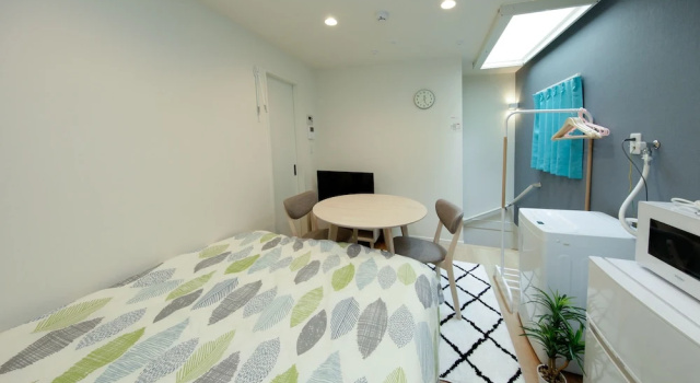 Jr Station Apartment 2F