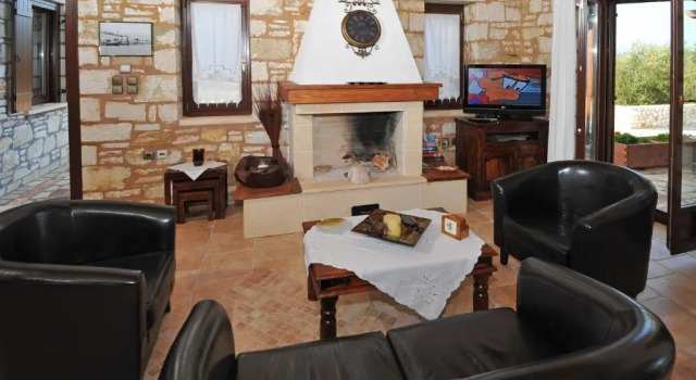 Villa Koutsoypia Stone House