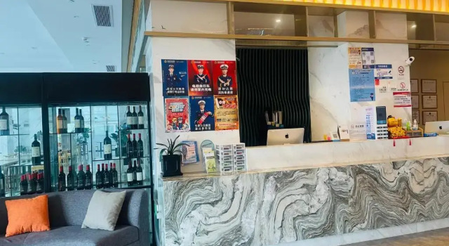 Hangzhou Upper Inn, Забронировать Отель Отели Цзянган с парковкой, Парковка