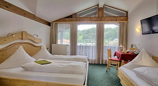 Трёхместный номер Standard Hotel Gruenberger