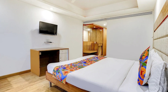 Номер Deluxe The Sky Comfort Vejalpur