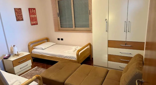 Summertime Luxury Apartment with amazing Sea View, Rezerwuj Apartament Hotele w Durres County z parkingiem, Parking