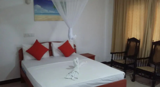 Номер Standard с балконом Oasis Beach Resort
