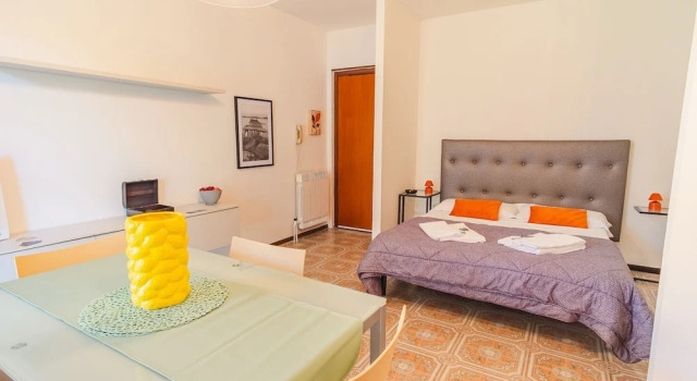 Sirmione Studio Apartment - Italian Homing Many Thanks Stella