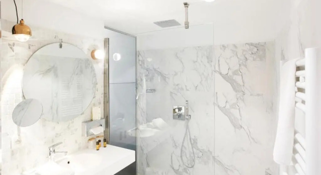 Полулюкс Hôtel Cannes Centre Univers