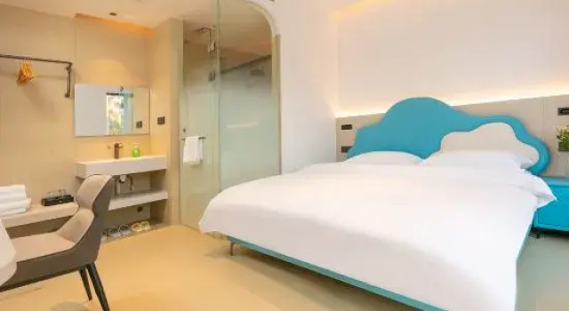 Двухместный люкс seaward silk road aet hotel
