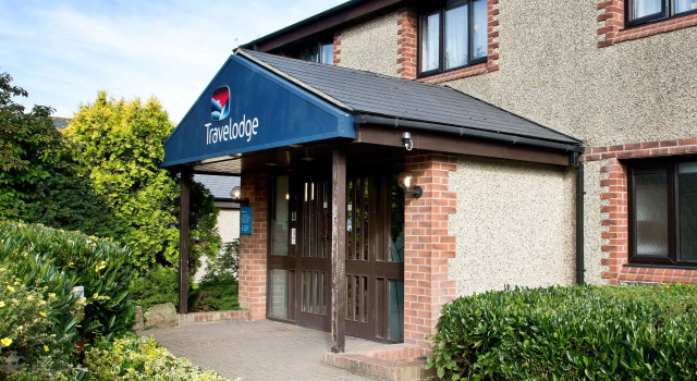 Travelodge Arundel Fontwell, Забронировать Отель Отели Исторического графства Суссекса с парковкой, Парковка