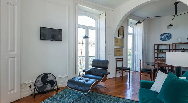 Renovated Charming Apartment with view in Santos