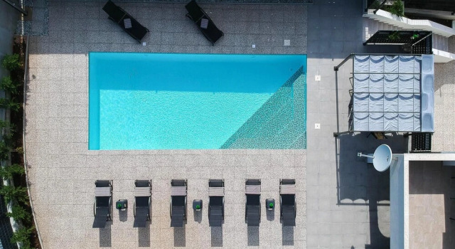 Awesome Home in Solin With 4 Bedrooms, Wifi and Outdoor Swimming Pool, Book Hotel Hoteller i Solin med parkering, Parkering